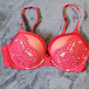 NWOT Push-Up Bra
